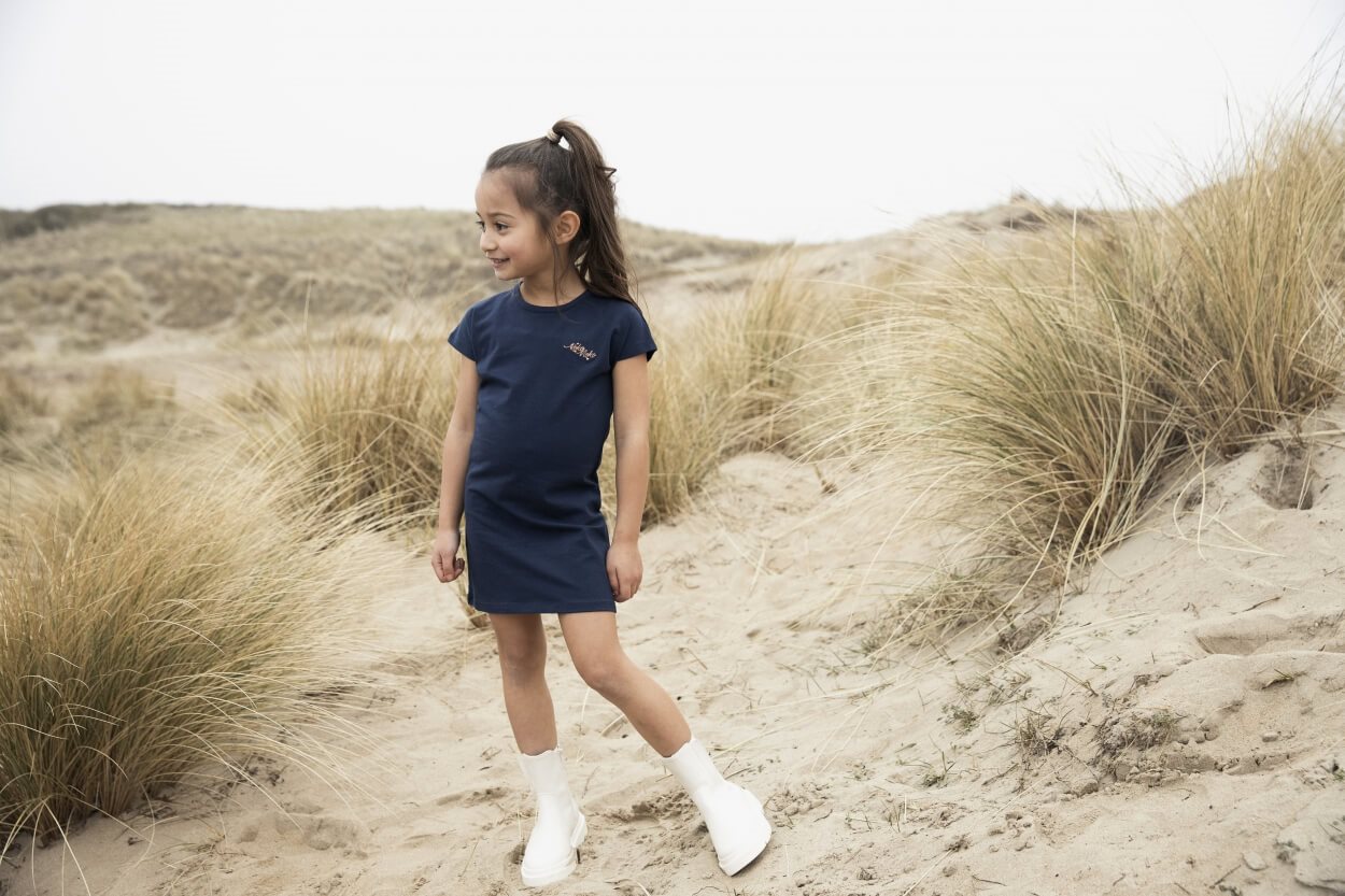 Niya navy