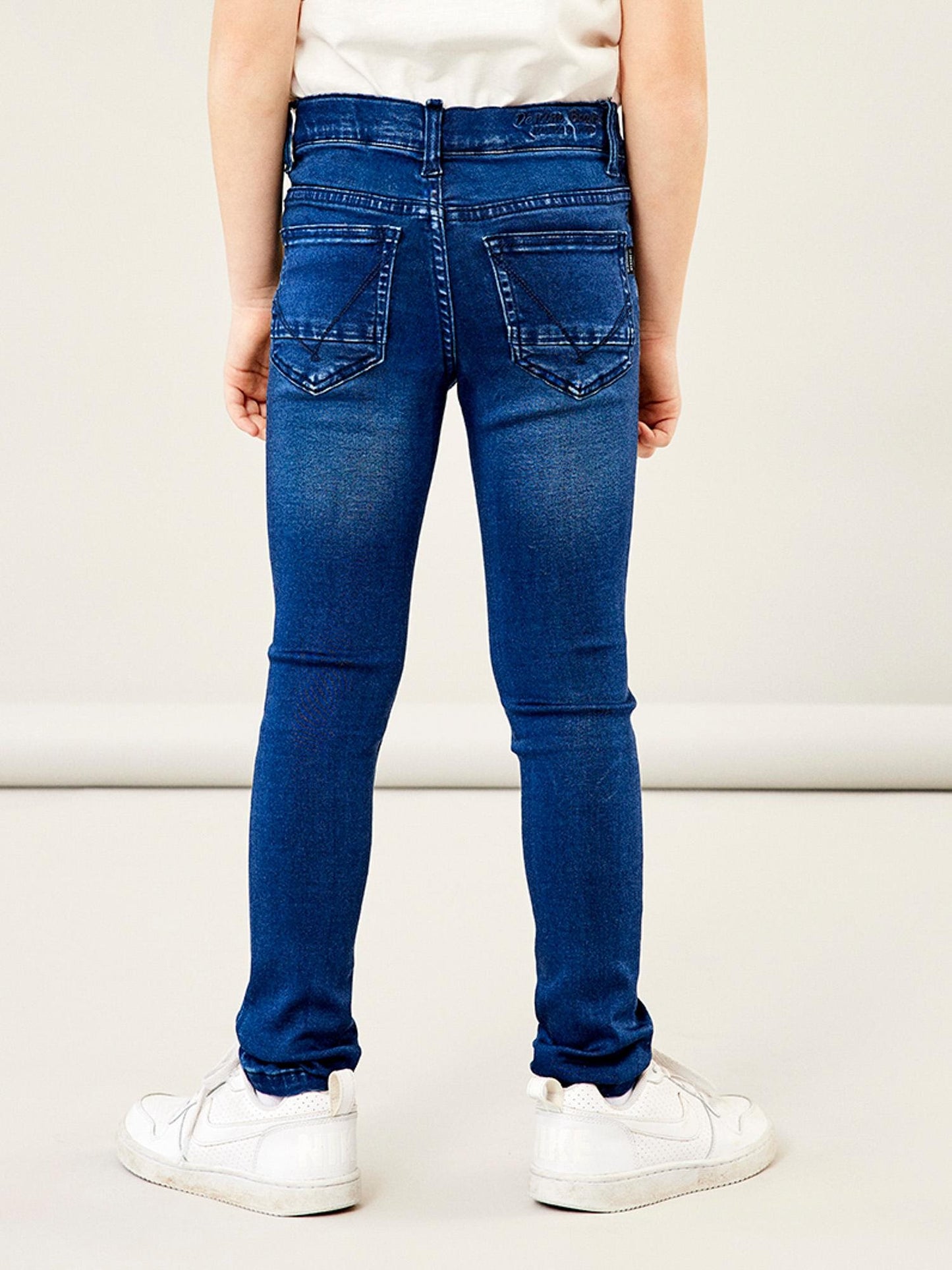 slim jeans