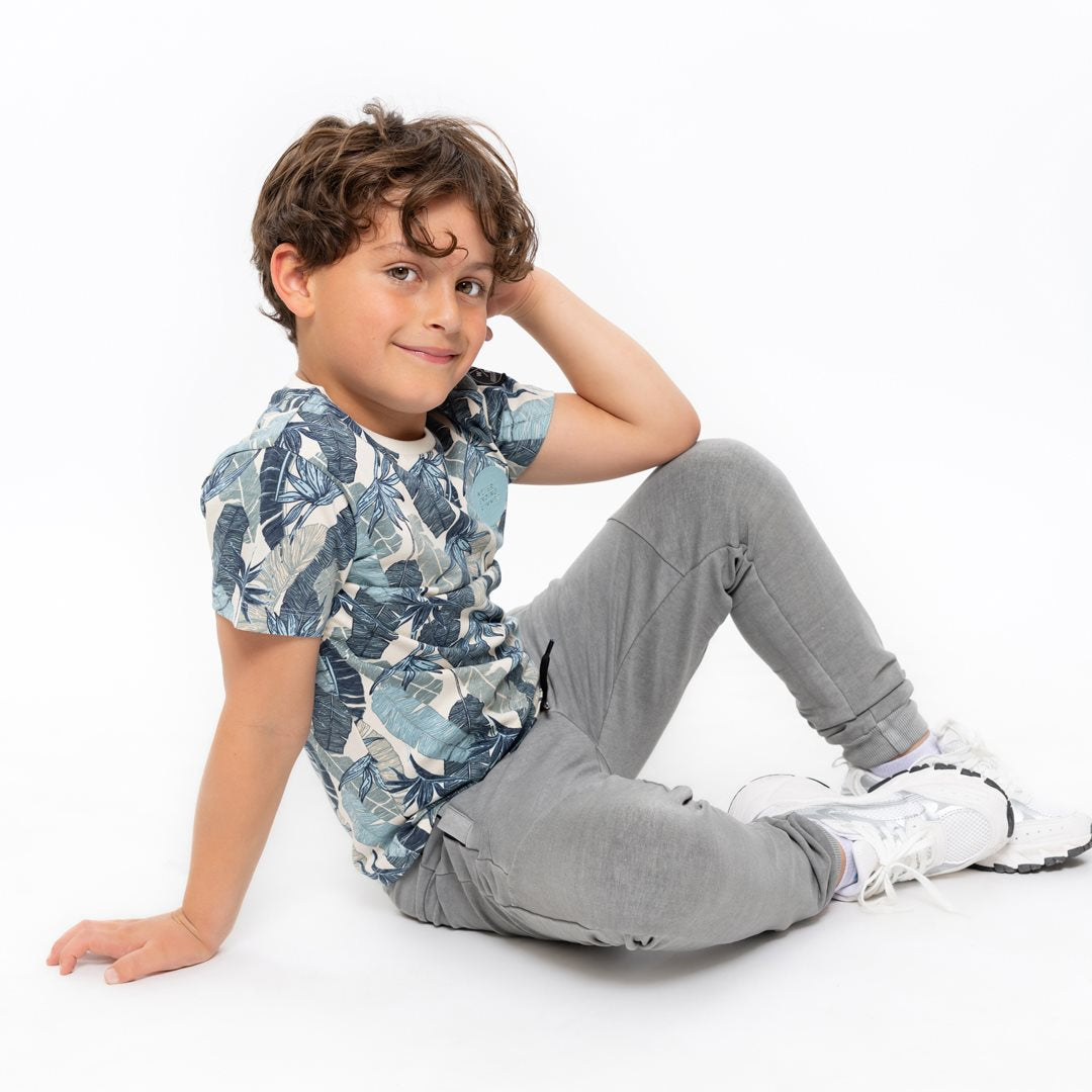 No Way Monday Leaves