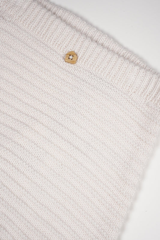 Seol knitted