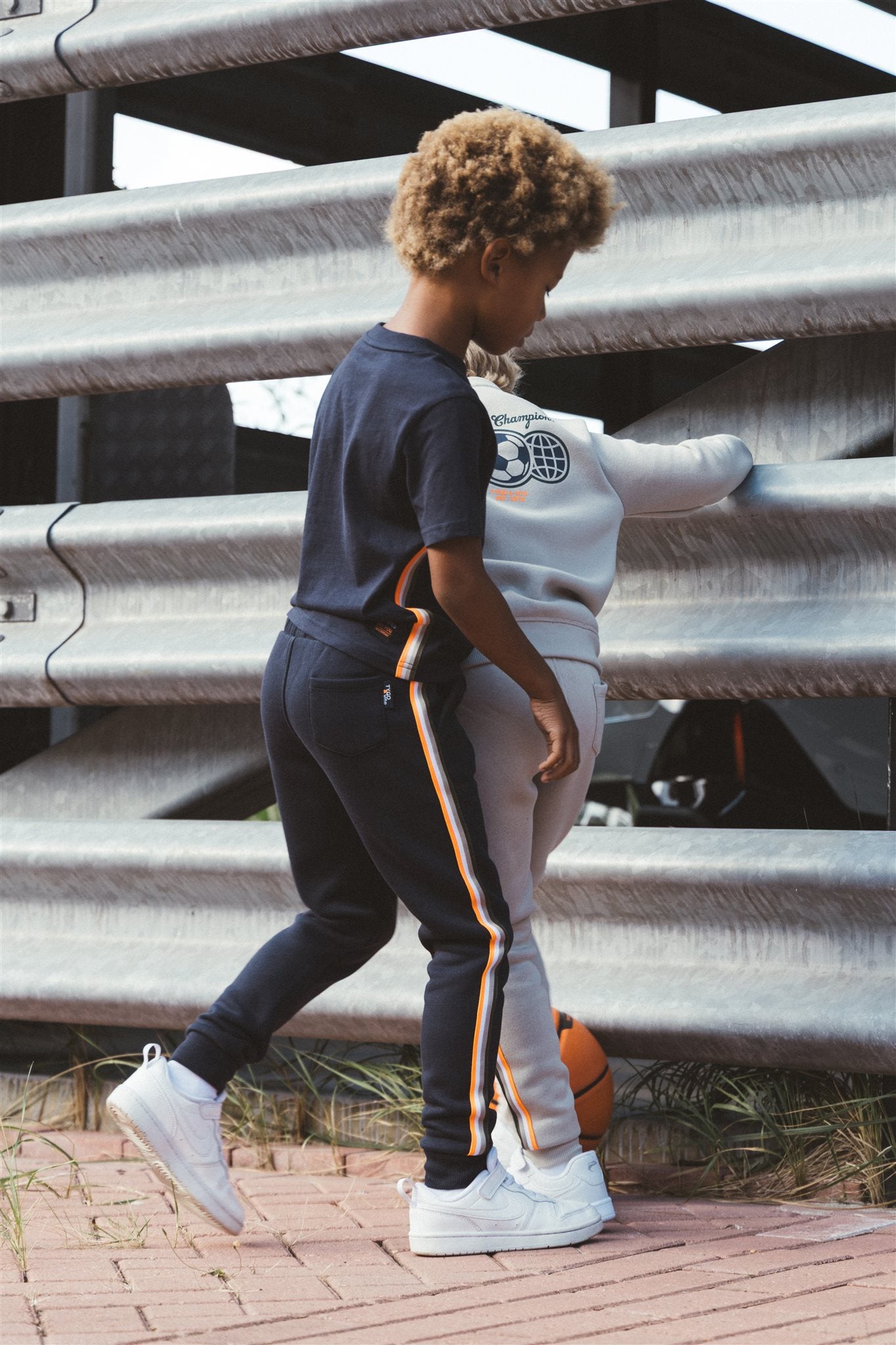 TYGO & vito Bas Navy